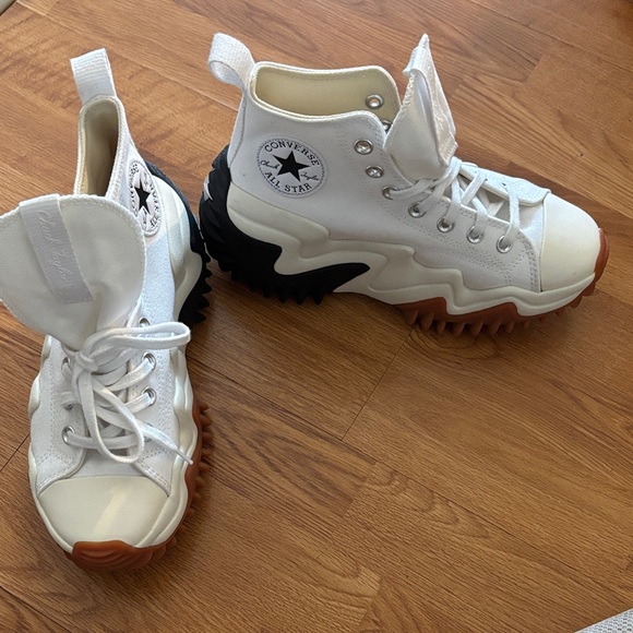 Converse White and Black Chunky Sneakers - Picture 2 of 5